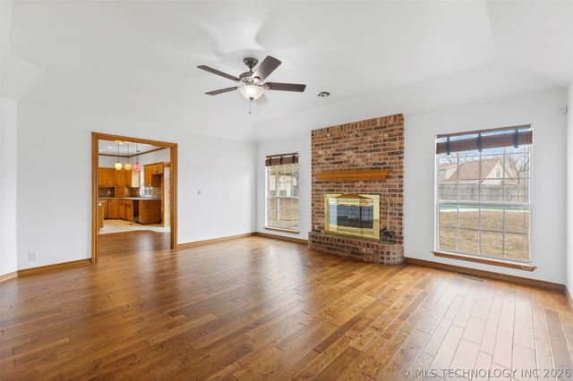 5963 S 286th East Avenue, Broken Arrow, OK 74014