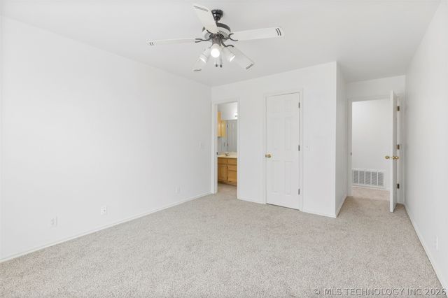 5963 S 286th East Avenue, Broken Arrow, OK 74014