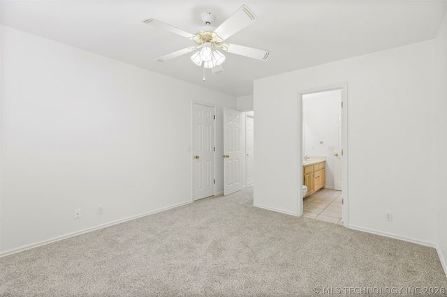 5963 S 286th East Avenue, Broken Arrow, OK 74014