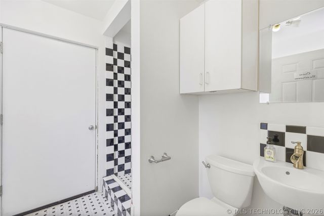 5963 S 286th East Avenue, Broken Arrow, OK 74014