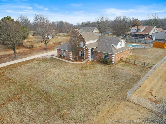 5963 S 286th East Avenue, Broken Arrow, OK 74014