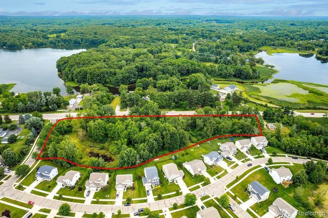 2436 Ortonville Road, Brandon Twp, MI 48462