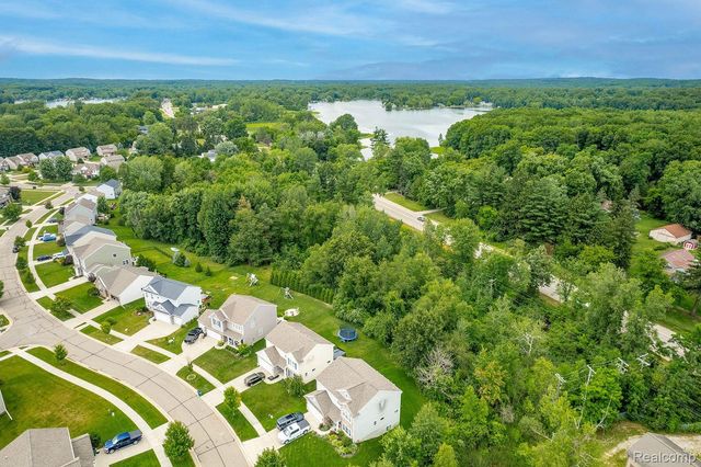 2436 Ortonville Road, Brandon Twp, MI 48462