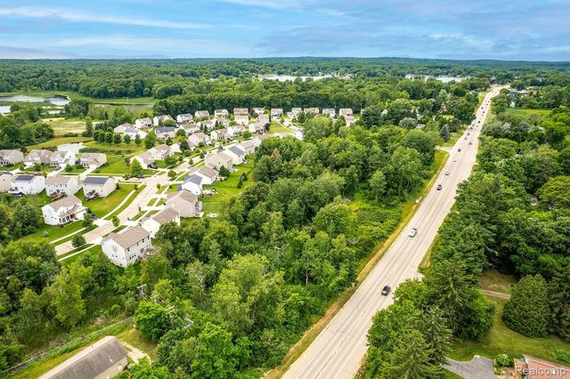 2436 Ortonville Road, Brandon Twp, MI 48462