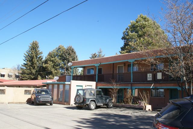 611 N Paseo Del Pueblo Norte NE 6, Taos, NM 87571