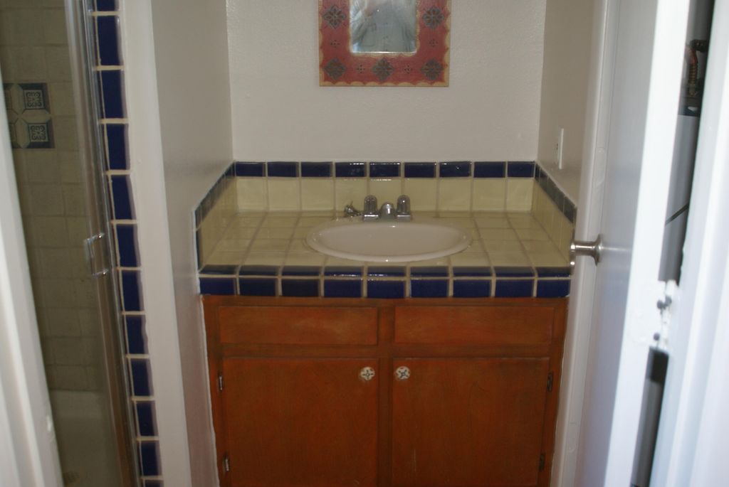 Image 10 of property listing at 611 N Paseo Del Pueblo Norte NE 6, Taos, NM 87571