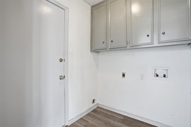 4612 Applewood Road, Fort Worth, TX 76133
