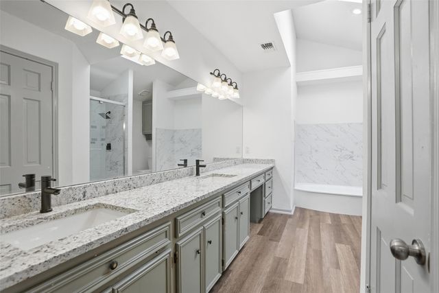 4612 Applewood Road, Fort Worth, TX 76133
