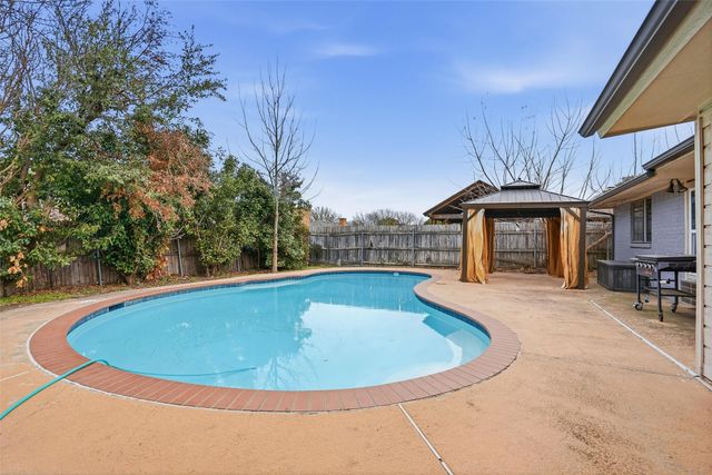 4612 Applewood Road, Fort Worth, TX 76133