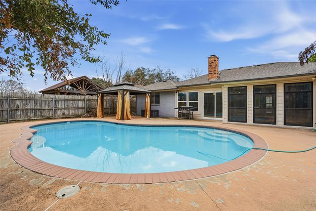 4612 Applewood Road, Fort Worth, TX 76133