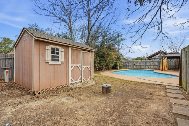 4612 Applewood Road, Fort Worth, TX 76133