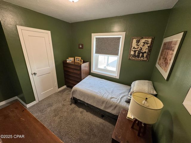 707 Morgan Avenue, Chattahoochee, FL 32324