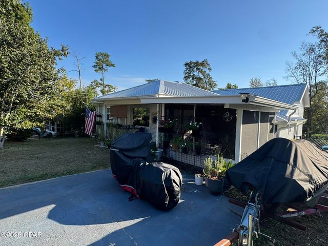 707 Morgan Avenue, Chattahoochee, FL 32324