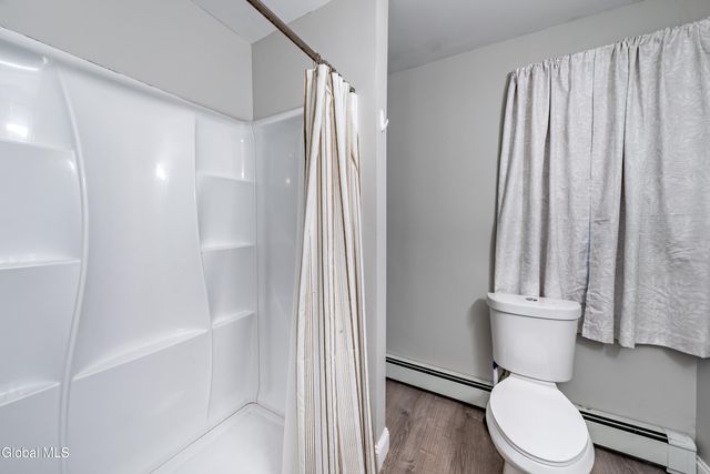 9 House Avenue, Troy, NY 12180