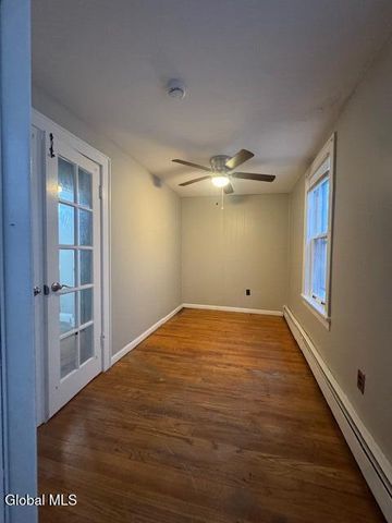 9 House Avenue, Troy, NY 12180