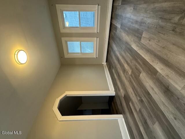 9 House Avenue, Troy, NY 12180