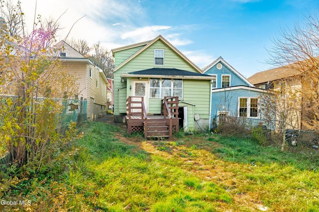 9 House Avenue, Troy, NY 12180