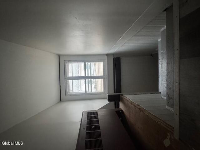 9 House Avenue, Troy, NY 12180