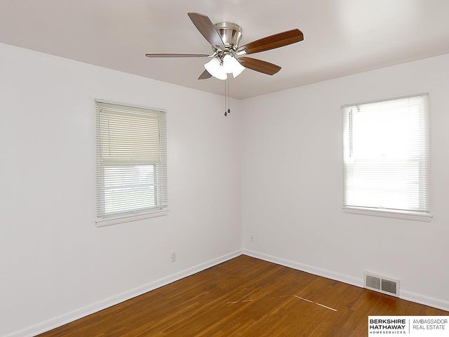 8029 Main Street, Ralston, NE 68127
