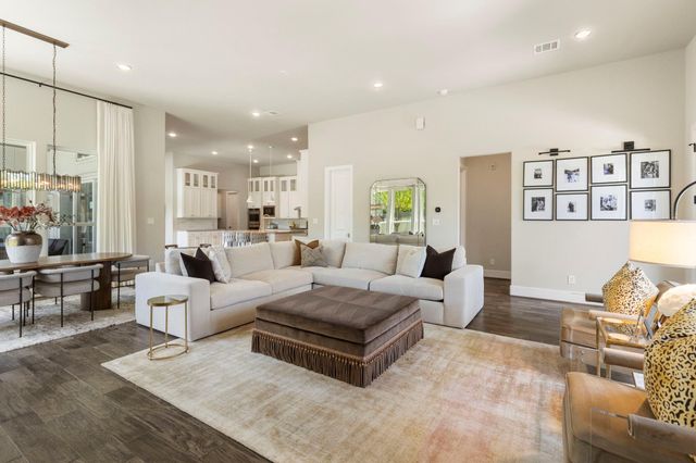 55 Cassena Grove Place, Tomball, TX 77375