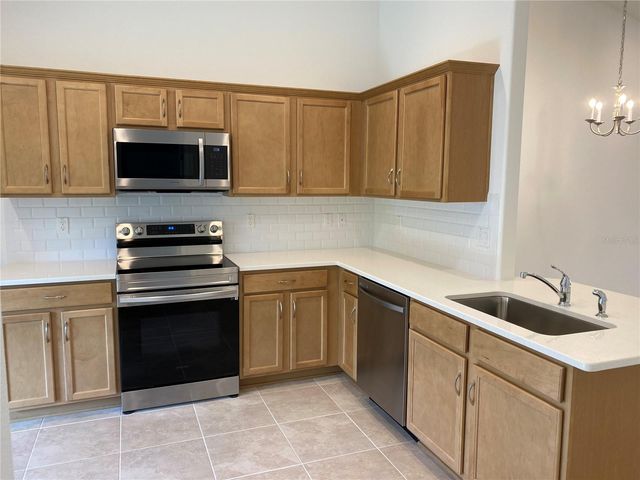 17 KARAS TRAIL B, Palm Coast, FL 32164