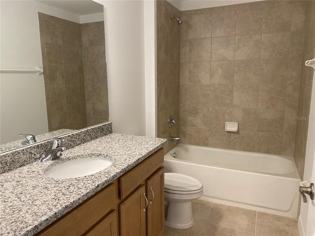 17 KARAS TRAIL B, Palm Coast, FL 32164