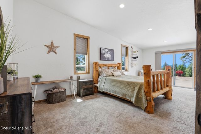 20781 N Corbin Hill RD, Hayden, ID 83835