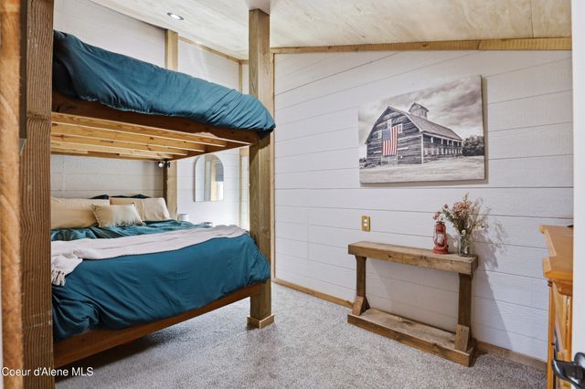 20781 N Corbin Hill RD, Hayden, ID 83835