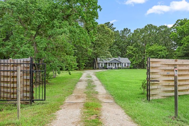 9660 Fostoria Road, Cleveland, TX 77328