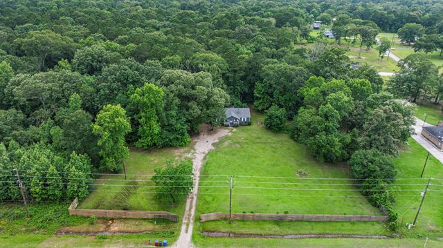 9660 Fostoria Road, Cleveland, TX 77328