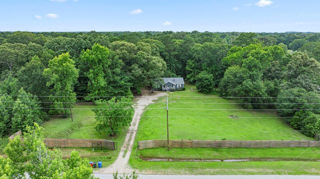 9660 Fostoria Road, Cleveland, TX 77328