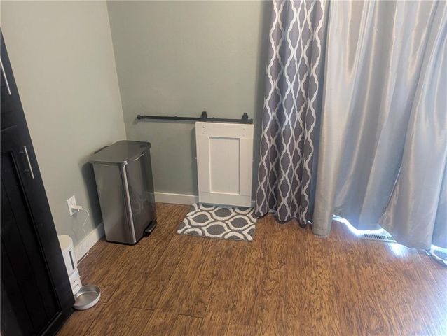 308 SW MOORE Place, Blue Springs, MO 64015