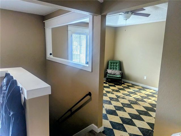 308 SW MOORE Place, Blue Springs, MO 64015