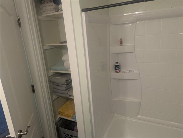 308 SW MOORE Place, Blue Springs, MO 64015