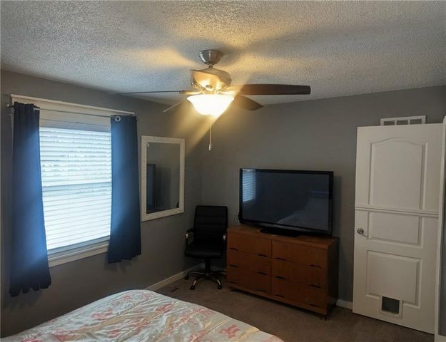 308 SW MOORE Place, Blue Springs, MO 64015