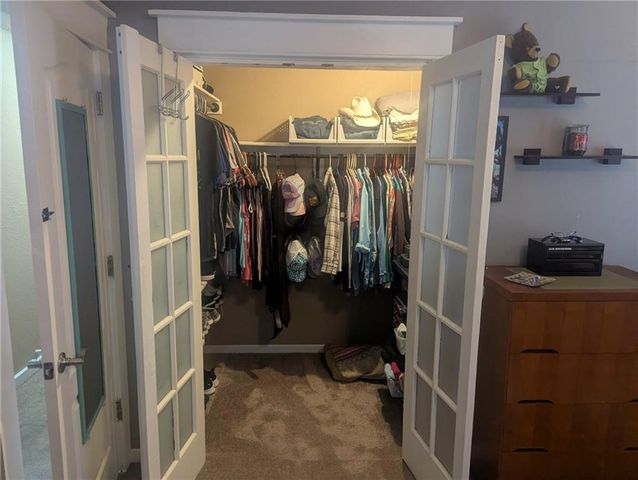 308 SW MOORE Place, Blue Springs, MO 64015