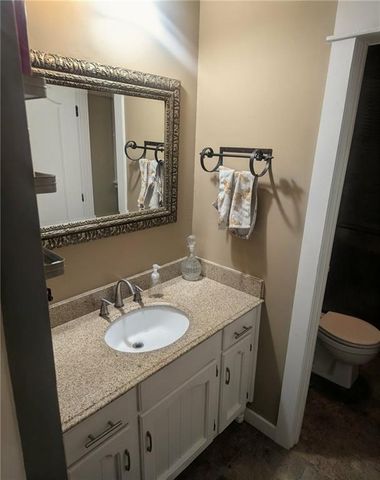 308 SW MOORE Place, Blue Springs, MO 64015