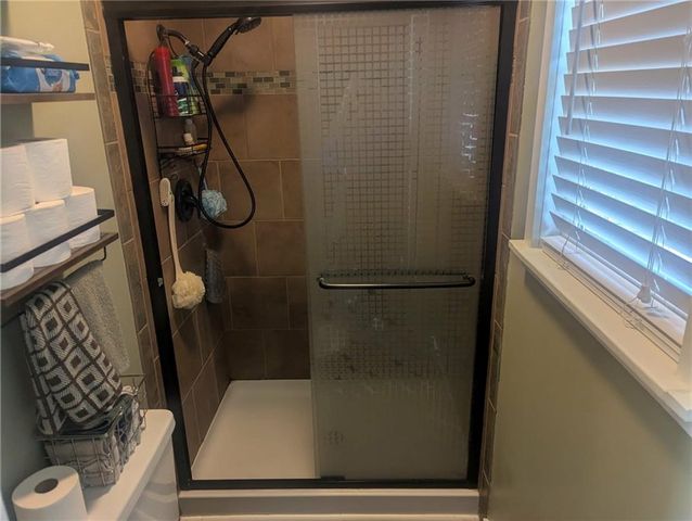 308 SW MOORE Place, Blue Springs, MO 64015