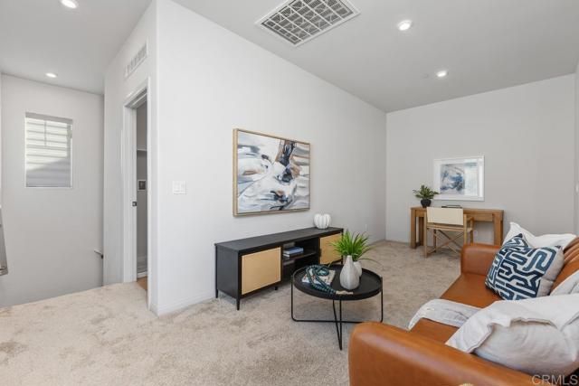 1505 Wingwood Lane, Vista, CA 92083