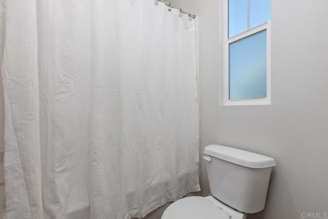 1505 Wingwood Lane, Vista, CA 92083