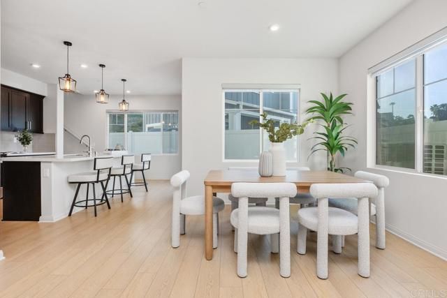 1505 Wingwood Lane, Vista, CA 92083