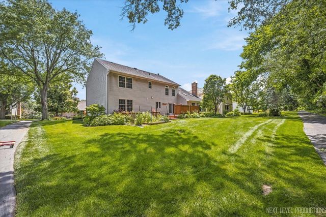 6036 Mill Bridge Lane, Lisle, IL 60532