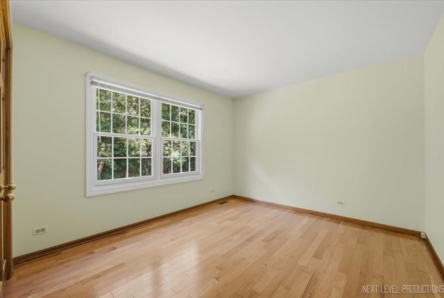 6036 Mill Bridge Lane, Lisle, IL 60532
