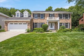 6036 Mill Bridge Lane, Lisle, IL 60532
