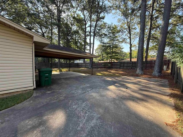 1406 Ridway Road, Pine Bluff, AR 71603
