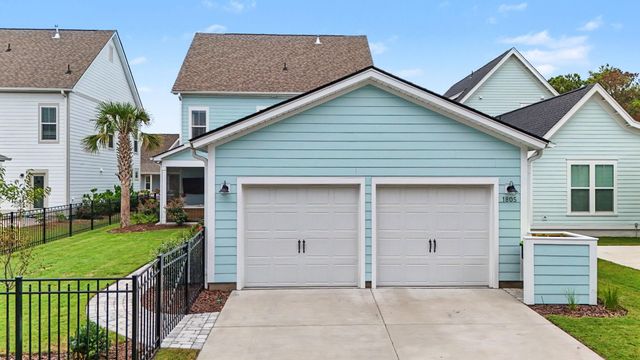 1805 Tryon Dr, Myrtle Beach, SC 29588