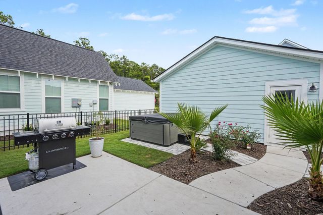 1805 Tryon Dr, Myrtle Beach, SC 29588