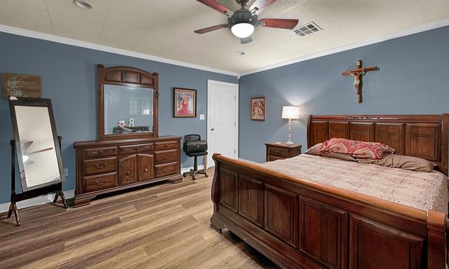 1410 W 3rd Street, Clifton, TX 76634