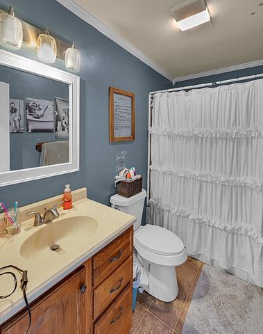 1410 W 3rd Street, Clifton, TX 76634