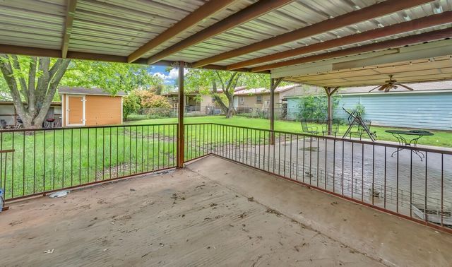 1410 W 3rd Street, Clifton, TX 76634